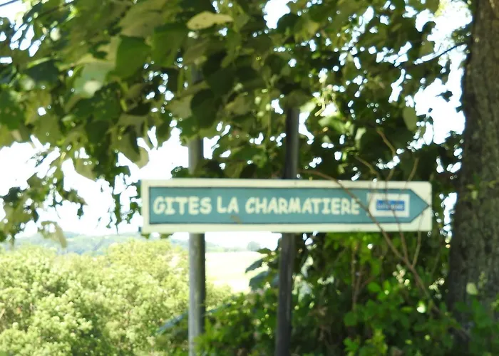 Willa La Charmatiere Haute-Rivoire zdjęcie