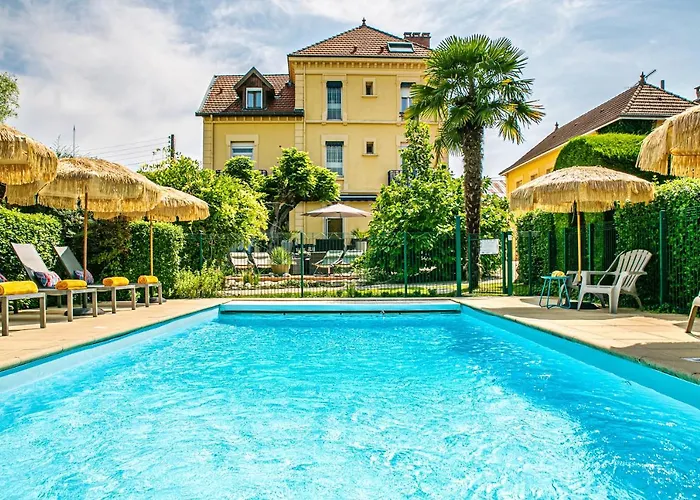 Hotel Des Dauphins Bourgoin-Jallieu fotoğrafı