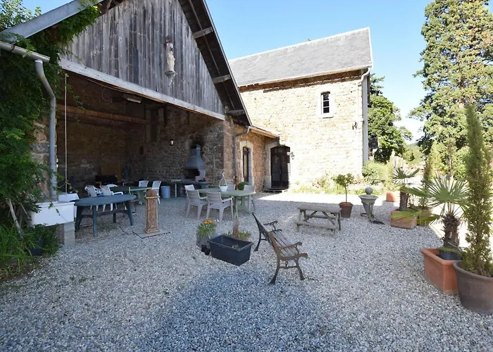 Former Coach House In Castle With Park Large Swimming Pool In North Ard Che Foto