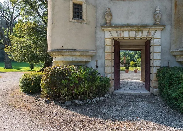 Chateau De Maillat photo