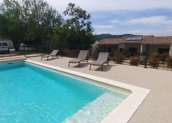 Le Logis De Berianne Aparthotel Les Tourrettes photo