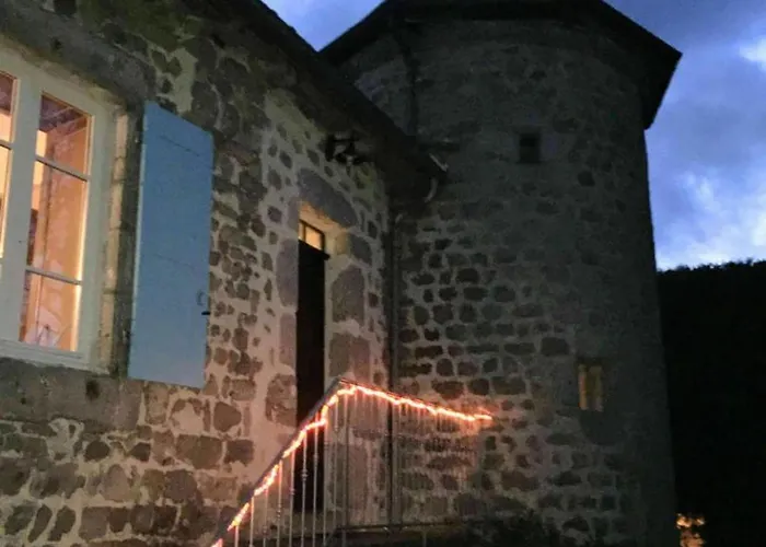 Gite De Caractere Du Xiiie Siecle Avec Cheminee Et Wi-Fi - Fr-1-496-55 Marlhes Foto