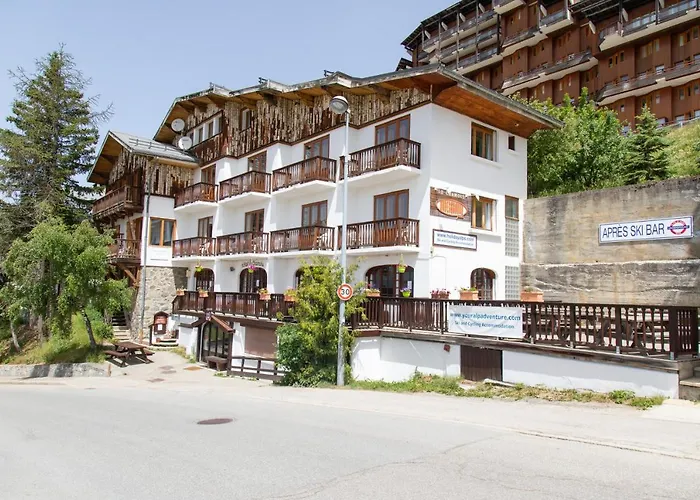 Hotel Le Chamois By Youralpadventure Huez foto