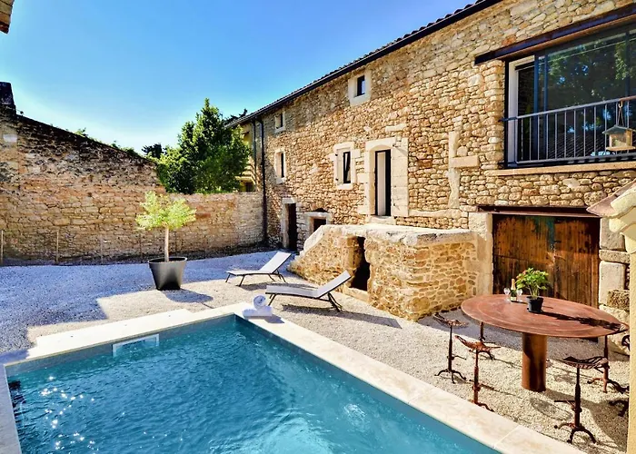 Amazing Home In Suze La Rousse With 3 Bedrooms, Private Swimming Pool And Outdoor Swimming Pool photo