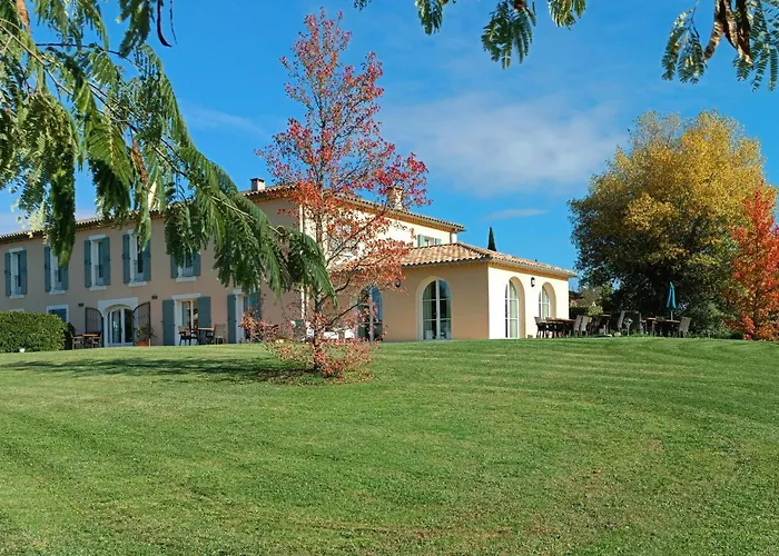 Фото Hotel La Bastide D'Iris Vagnas