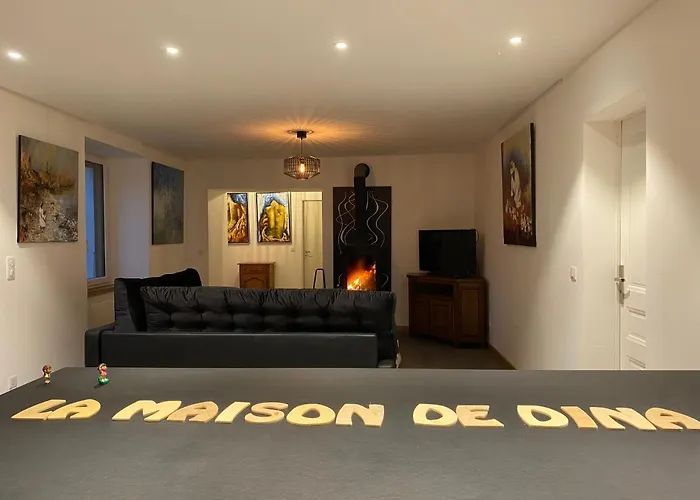 Photo de Gite bien-être hammam et jacuzzi ,sauna La Grotte