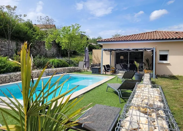 La Villa Des Papillons De Dugradus Aubenas photo