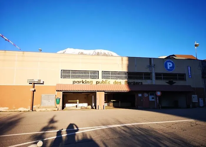 Photo de Appartement Au pied des pistes avec parking Entièrement rénové à Huez