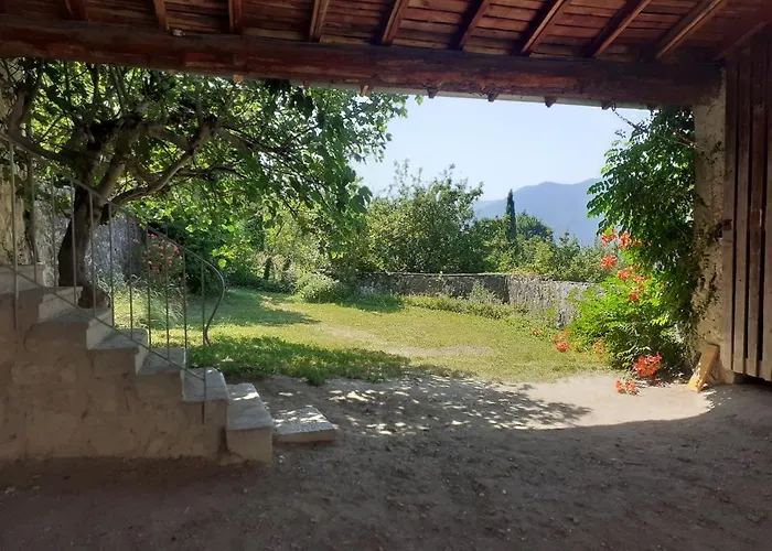 La Maison Du Haut Ponet-et-Saint-Aubanの写真