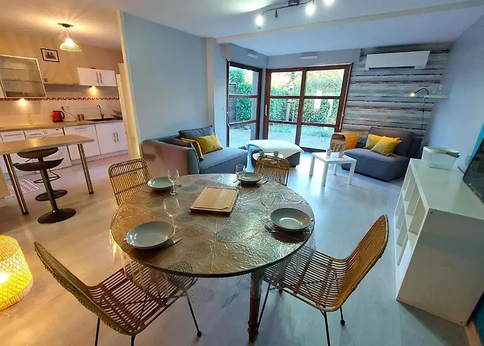 Amazing Apartment In La Grand-Croix With Kitchen foto