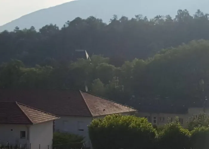 fotos do Appartement Dans Le Massif Du Haut Jura Dortan