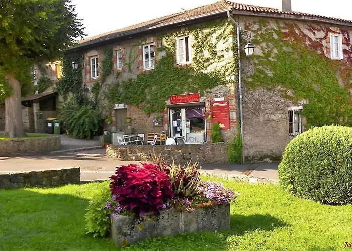 拉费里埃住宿加早餐旅馆 Saint-Médard-en-Forez照片