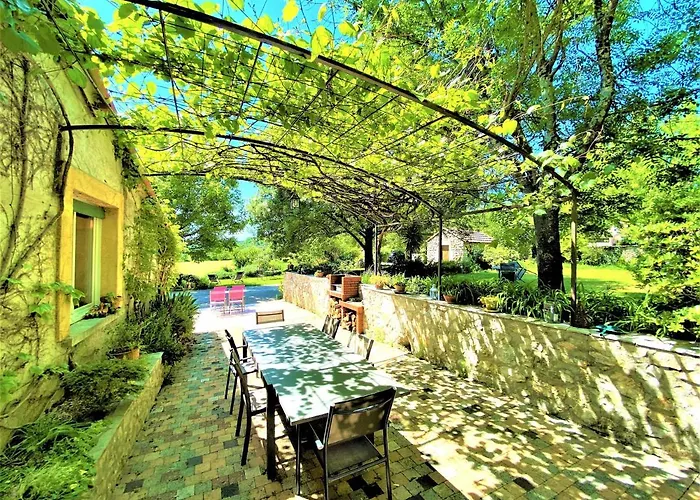 fotos do DOMAINE DE LAUDUN Gîte de groupe et chambres d'hôtes Villeneuve-de-Berg