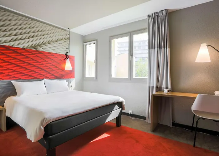 Ibis Saint Etienne - La Terrasse Hotel photo