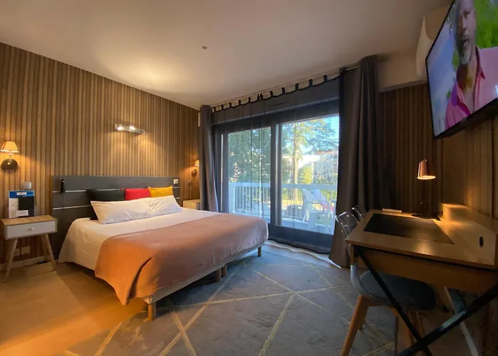 Savoie Hotel Aux Portes De Geneve Saint-Julien-en-Genevois photo