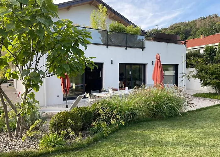 Logement Avec Hammam - 130 M2 Et Jardin - Terre De Cocon Perrignier fotorgafie