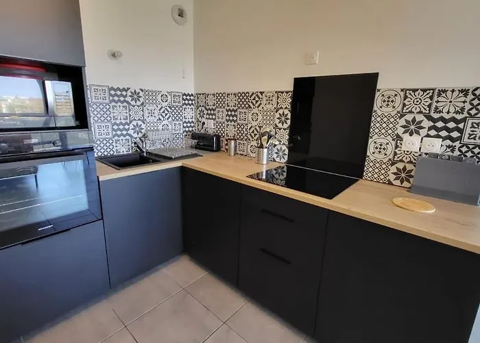 Appartement Neuf A Carre De Soie Proche Transports Vaulx-en-Velin foto