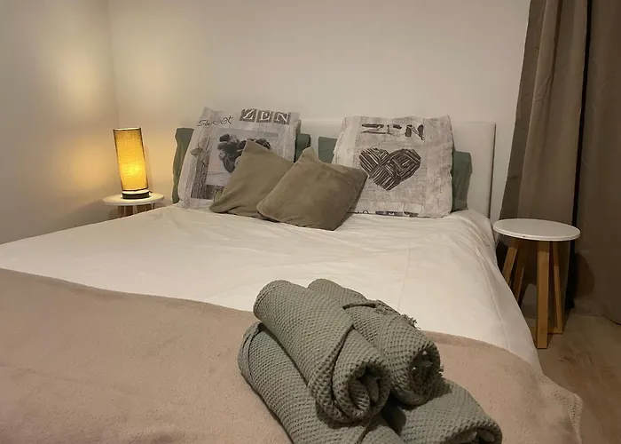 Bed and Breakfast Les Alouettes Mionnay Foto