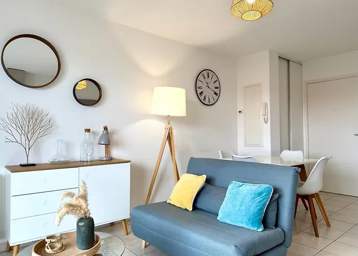 Central, Balcony, Private Parking Villefranche-sur-Saone photo