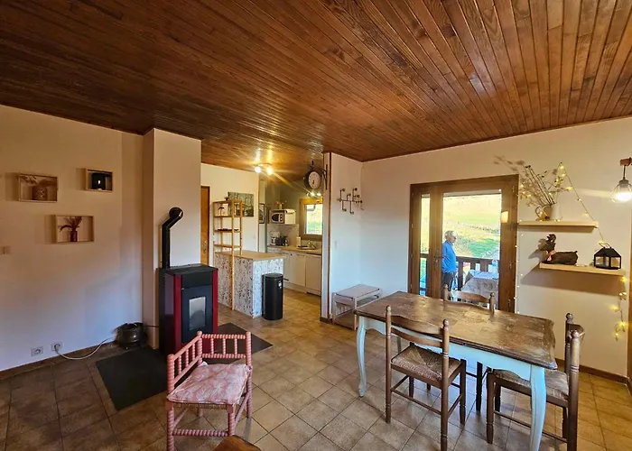 Le Chalet Des Ecureuils - Vue Imprenable Sur La Dent Du Chat Saint-Jean-de-Chevelu photo