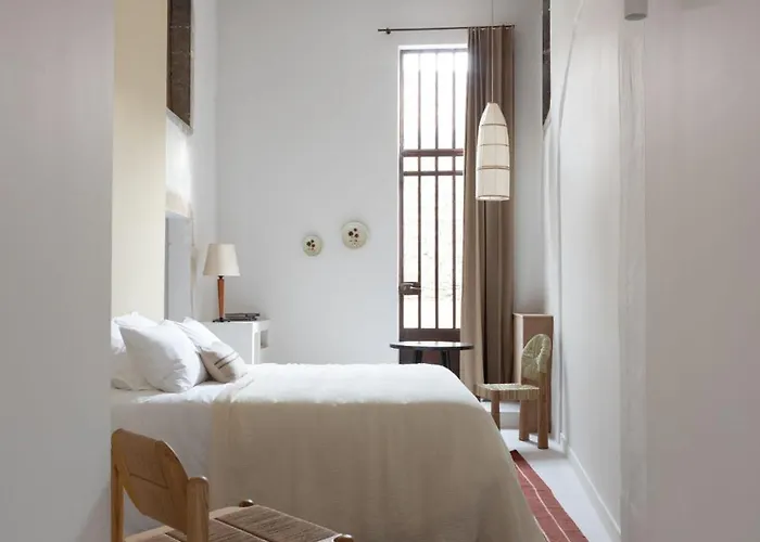 Pantoufle Hotel Marsanne photo