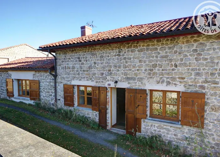 Gite Authentique Et Confortable Pour 6 Dans Le Forez - Fr-1-496-16 Essertines-en-Châtelneuf照片