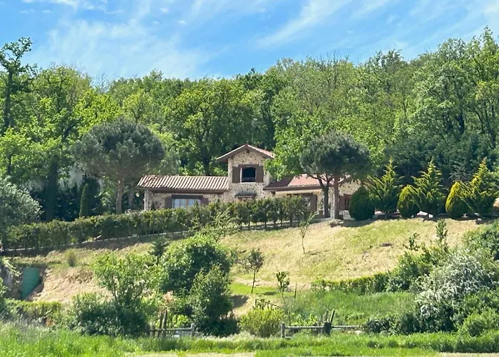 Studio Climatise Avec Piscine Taluyersの写真