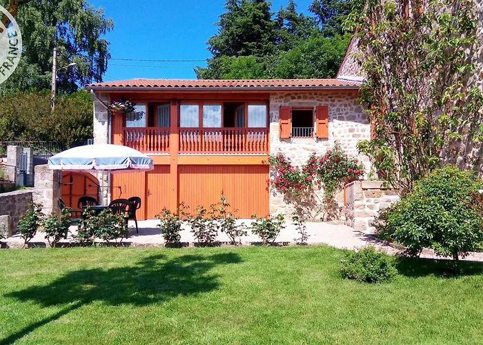 Gite Les Myrtilles : Confort Et Serenite, Animaux Bienvenus, Jardin Commun - Fr-1-496-45 Merle-Leignec foto