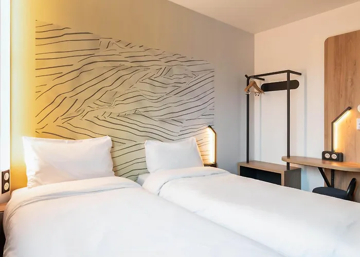B&B Hotel Bourg-En-Bresse Viriat photo