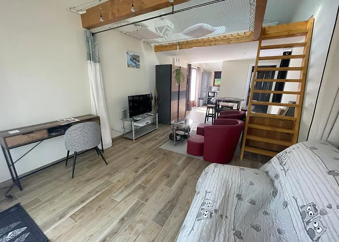 Studio Independant Avec Filet De Lecture Génissieux fotorgafie