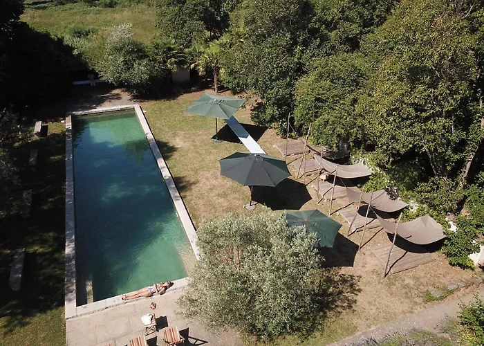 صورة Uzer  Bed And Breakfast Le Chateau D'Uzer