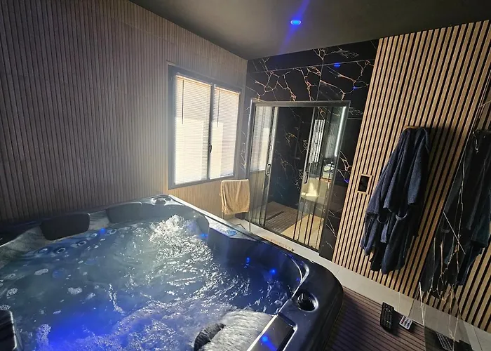 A Relaxing Night For Lovers Malataverne photo