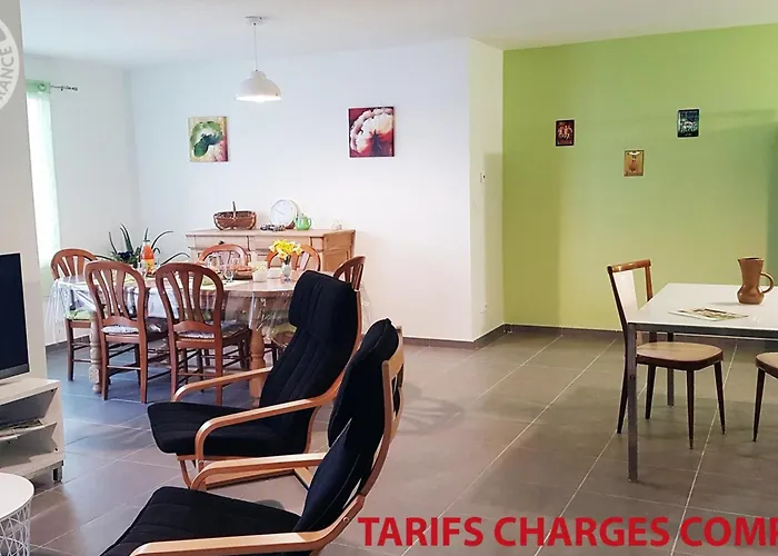 fotos do Appartement Moderne avec Balcon et Internet Fibre à Saint-Genest-Malifaux - FR-1-496-228