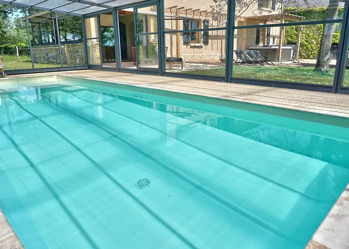 foto di Grande maison avec piscine privée chauffée et animaux admis - FR-1-496-3 Vivans