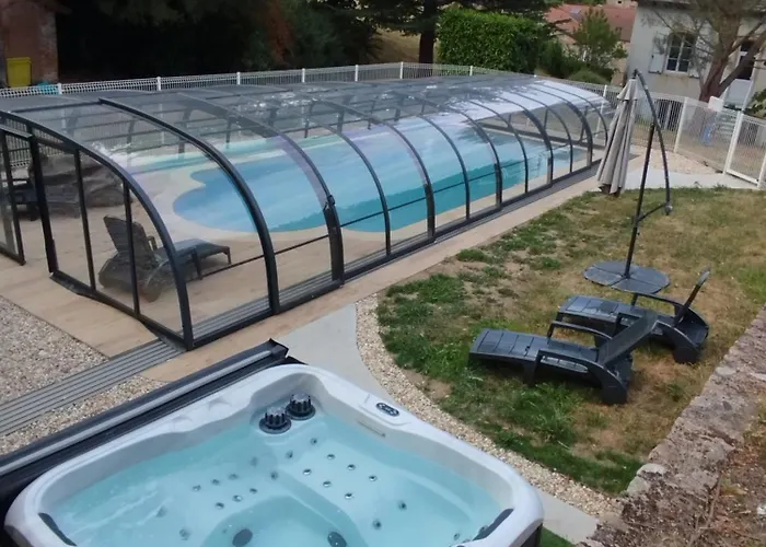 Aux Tilleuls De Renaison zdjęcie