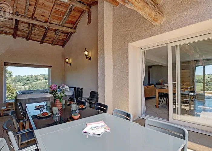 Gite De Charme Au Coeur Des Monts Du Lyonnais Chevrieres  fotoğrafı