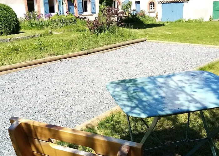 Gite De Charme De 23 Couchages Montchal photo