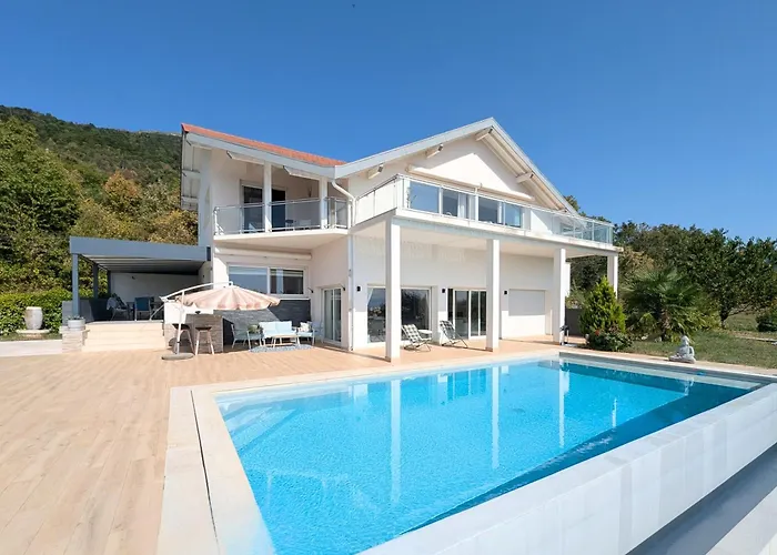Studio Dans Villa Avec Piscine Échenevex foto