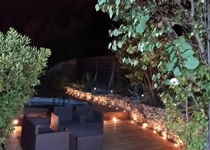 Châteauneuf-du-RhôneL'Oppidum住宿加早餐旅馆照片