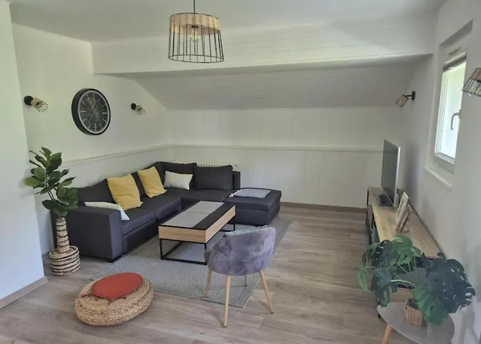 Фото Appartement T3 Avec Vue Lac Лугрин