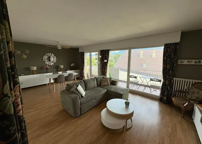 صورة Entre Lac, Fleurs Et Montagnes تونو لي با