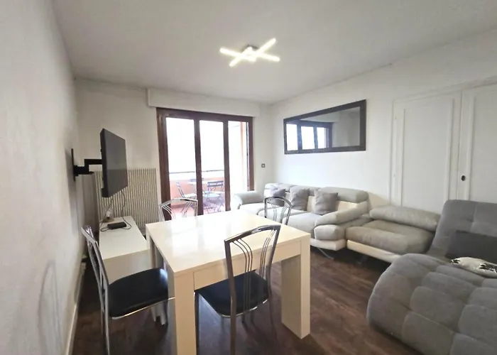 Фото Апартаменты M046 Marquer Joli T3 Амбиёи