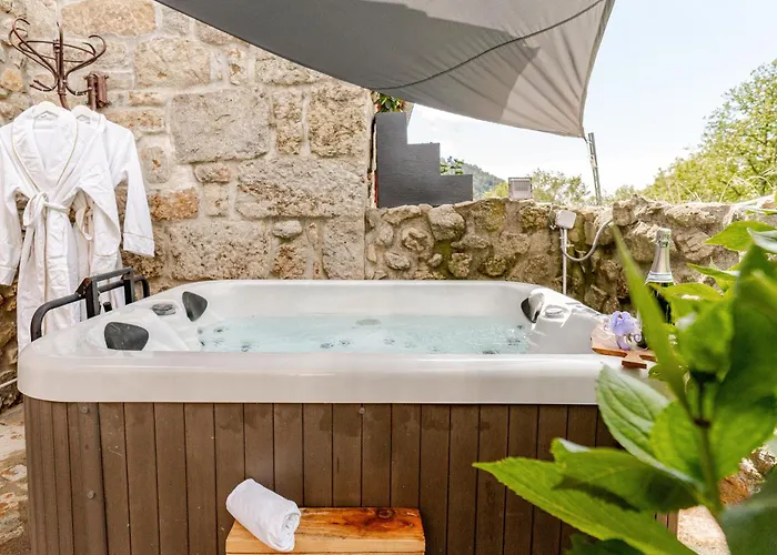 Cocon Avec Jacuzzi Villa Labastide-sur-Bésorgues foto
