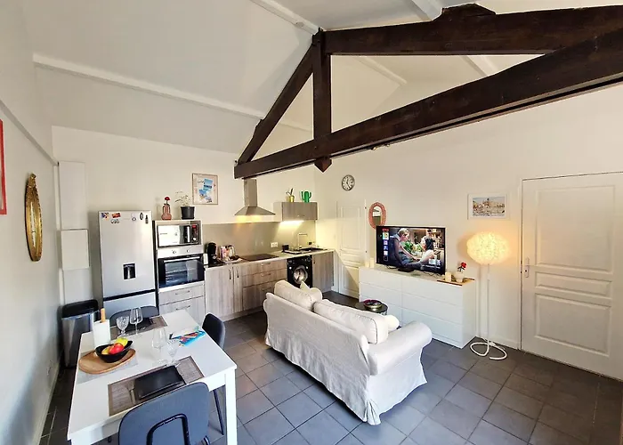 Photo de Appartement Business Lyon nord Gare&A6 Saint-Germain-au-Mont-dʼOr