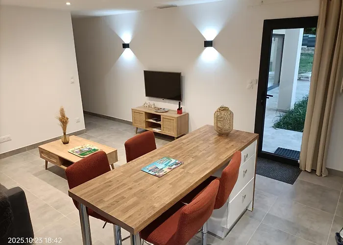 Photo de Appartement L'échappée Provençale à Les Granges-Gontardes