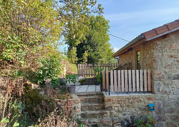 Photo de L'Abri-Gîte Ô Jardin des Toiles Vaudevant