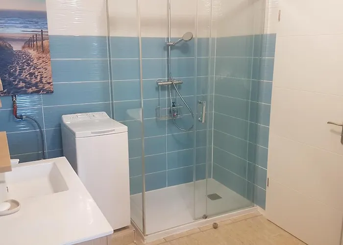 صورة La Maison Bleue, Smeg Bleu Azur إفيان ليه با