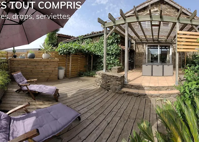 Фото Gite Campagnard Avec Animaux Acceptes, Terrasse Privee - Fr-1-496-299 Tartaras