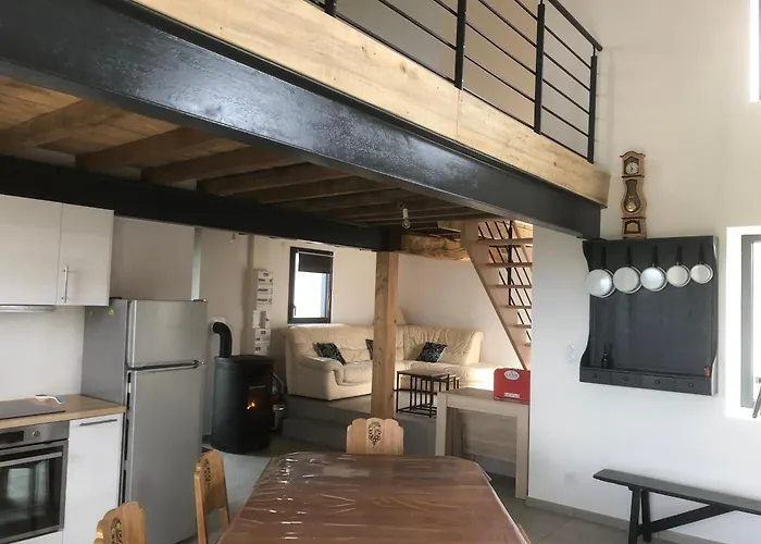 Photo de Appartement Ancienne ferme rénovée à Saint-Martin-Lestra