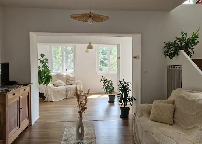 Maison Familiale De 280M² Alboussiere photo